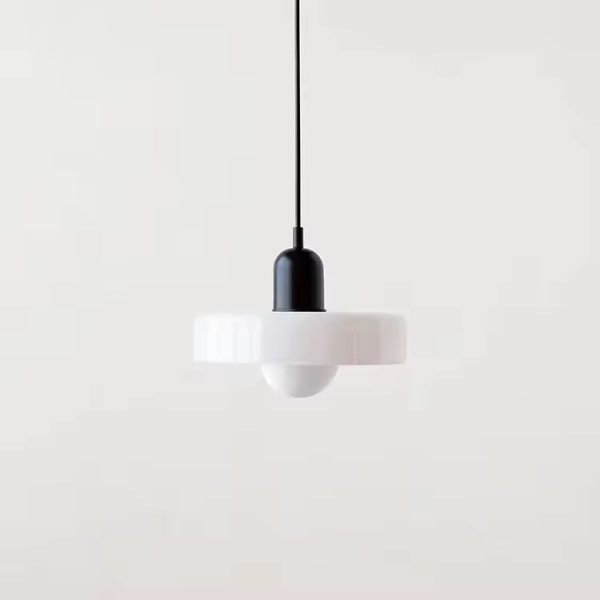 Nowoczesna lampa wisząca z kolorowym kloszem PMMA