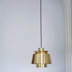 Lampy wiszące Uti w stylu retro z metalowymi kloszami