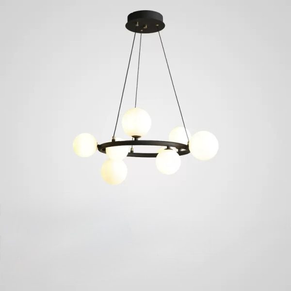 Lampa wisząca Mori w stylu skandynawskim z metalowymi kulkami