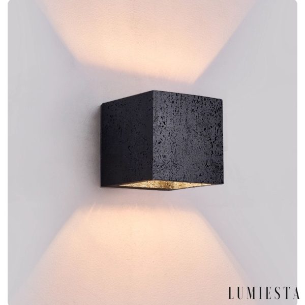 Magmara - Kinkiet trawertynowy, czarny z złotym wnętrzem do salonu, 12x12x12 cm