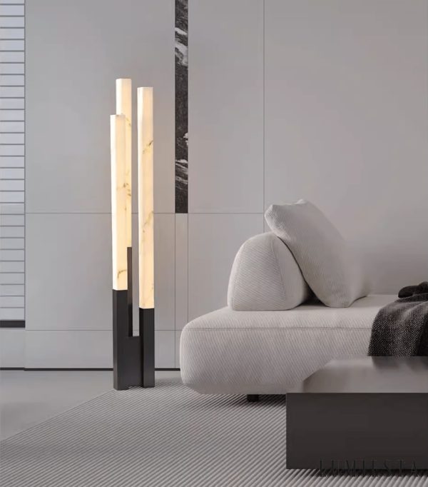 Lumiesta-opalora-lampa-podogowa-alabastrowa-nowoczesna-zoto-biaa-do-salonu-20x155cm-1.jpg Opalora - Lampa podłogowa alabastrowa nowoczesna złoto-biała do salonu Ø20x155cm