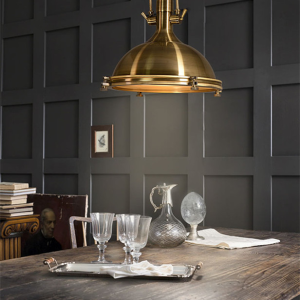 Metalowa lampa wisząca industrialna w stylu country