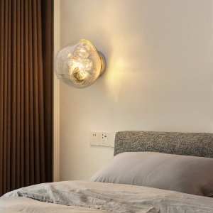 Eloru - Lampa ścienna z eleganckim szkłem w kształcie stopionego szkła, Ø18/28cm