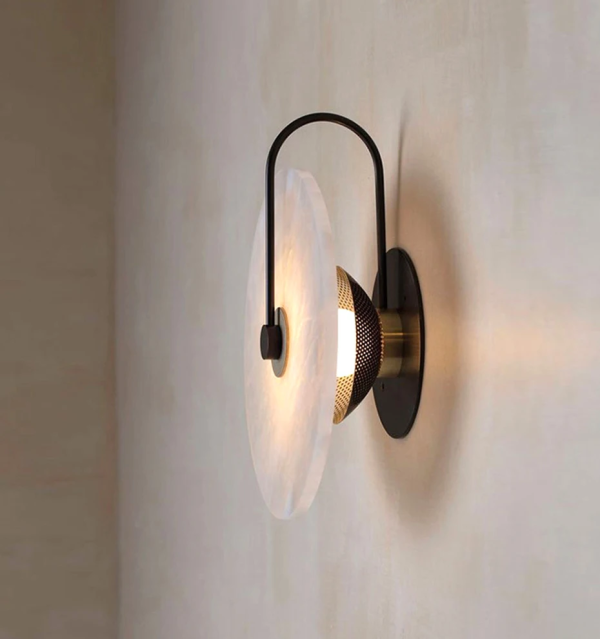 Alabastrin Elegancka okrągła lampa ścienna z alabastru — złota/czarna