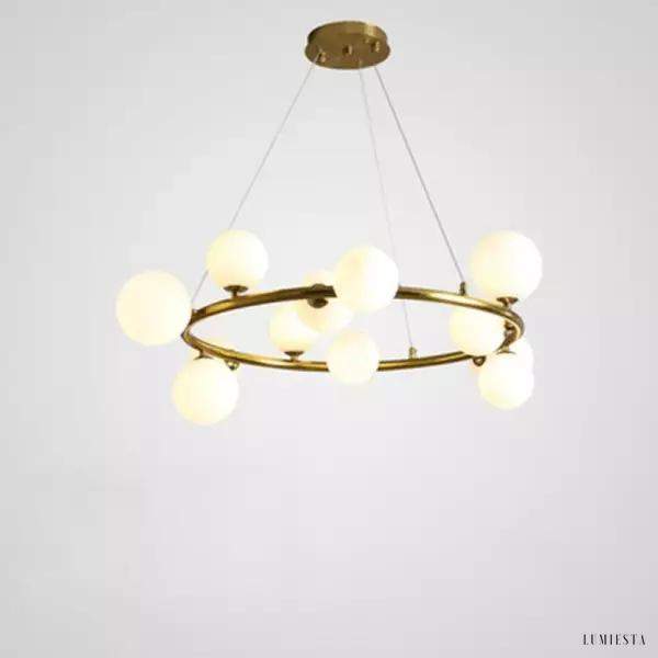 Lampa wisząca Mori w stylu skandynawskim z metalowymi kulkami