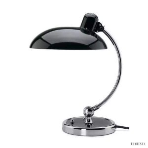 Lampa biurkowa Kaiser Idell 6631 w stylu Bauhaus z regulowanym kloszem