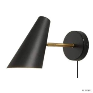 Nowoczesna industrialna lampa ścienna regulowana do sypialni