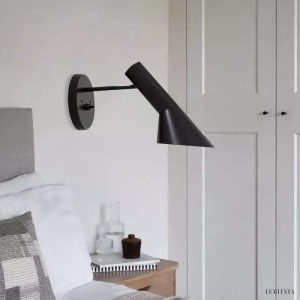 Lampa ścienna metalowa asymetryczna styl skandynawski