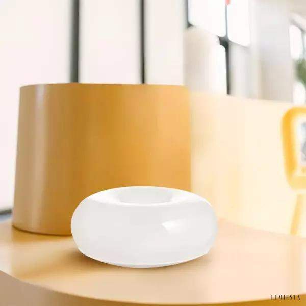 Nowoczesna okrągła lampa stołowa LED z dotykowym włącznikiem