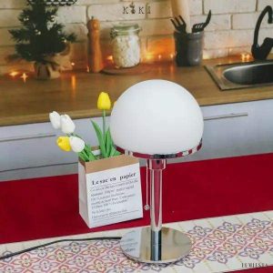 Lampa stołowa Bauhaus Wagenfeld z szklanym kloszem