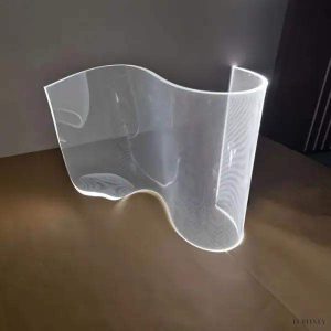 Nowoczesna lampa stołowa GWEILO o zjawiskowym kształcie