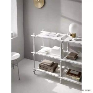 Lampa stołowa JWDA z opalowym kloszem w nowoczesnym stylu