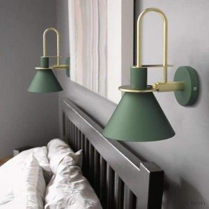 Stylowa lampa ścienna metalowa w skandynawskim stylu