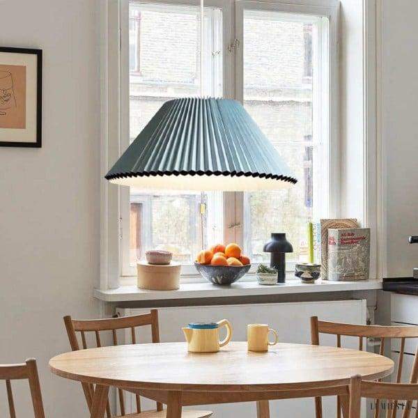 Nowoczesna lampa wisząca w kształcie załamanej porcelany