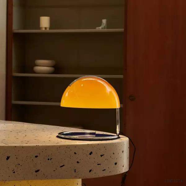 Lampa stołowa Esme minimalistyczny design z szklanym kloszem