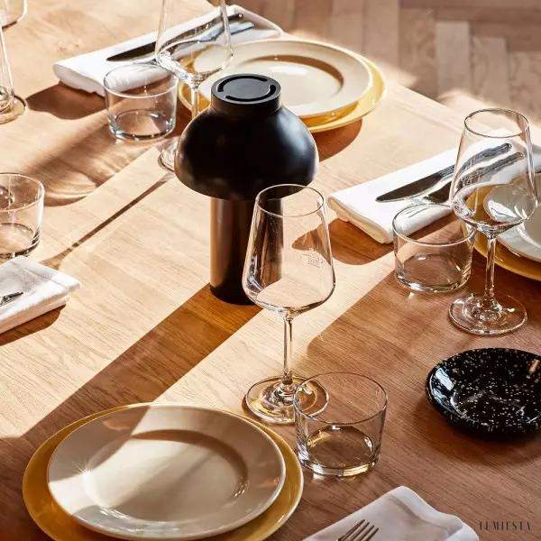 Lampa stołowa wysokiej jakości z dotykowym ściemniaczem