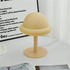 Lampa stołowa Morandi w stylu Bauhaus z kloszem grzybowym