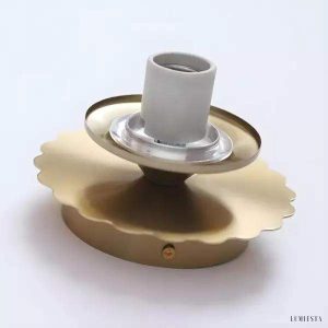 Lampa ścienna kulista ze szkła w stylu Bauhaus