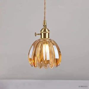 Lampa wisząca w kształcie kwiatu inspirowana japonią