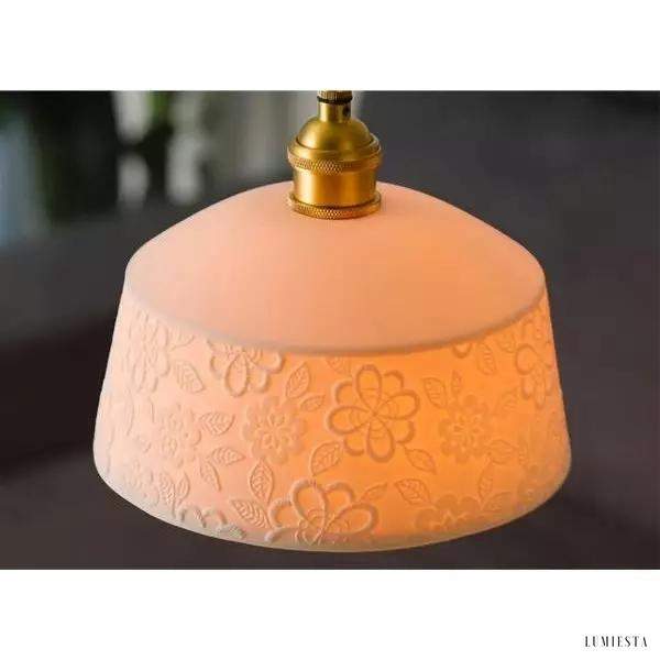 Ceramiczna lampa wisząca z kwiatowym wzorem do wnętrz