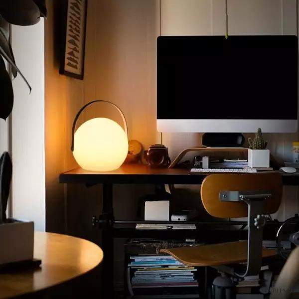 Lampa campingowa przenośna LED z uchwytem stylowa