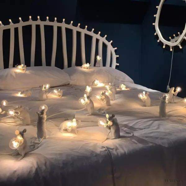 Lampka biurkowa myszka w stylu nowoczesnym z delikatnym światłem