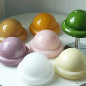 Lampa stołowa Morandi w stylu Bauhaus z kloszem grzybowym