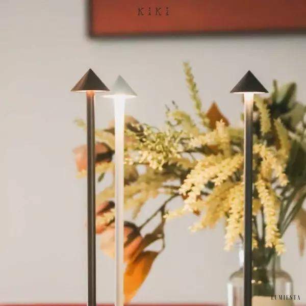 Nowoczesna lampa stołowa LED z akumulatorem w kształcie stożka