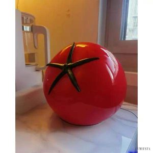 Nowoczesna lampa biurkowa w kształcie pomidora czerwonego