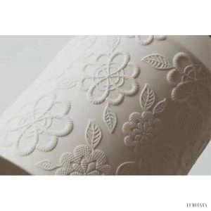 Ceramiczna lampa wisząca z kwiatowym wzorem do wnętrz