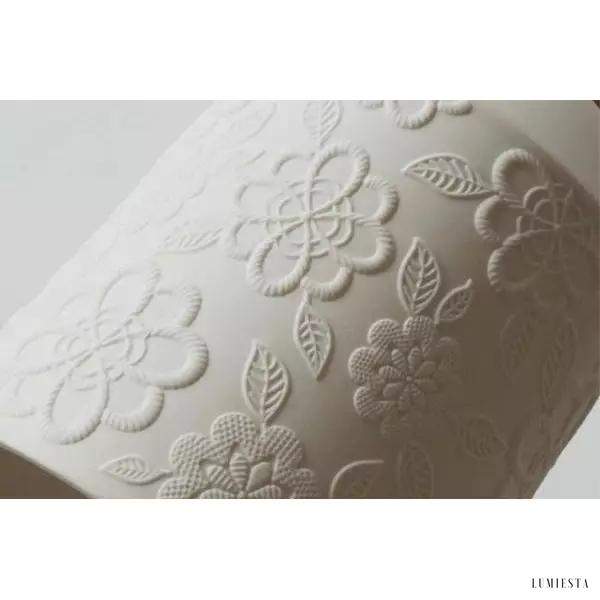 Ceramiczna lampa wisząca z kwiatowym wzorem do wnętrz