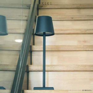 Nowoczesna lampa stołowa LED z regulacją jasności