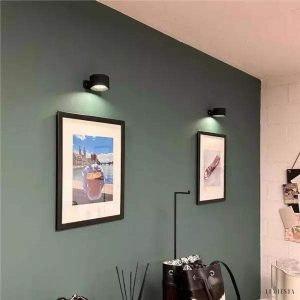 Nowoczesna rotacyjna lampa ścienna LED bezprzewodowa
