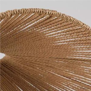 Rattanowa lampa wisząca Wabi Sabi ze słomkowym kapeluszem