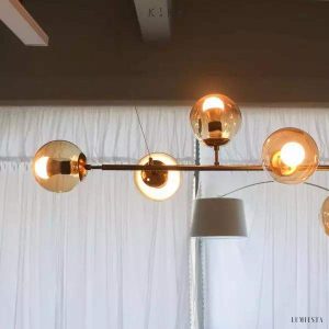 Lampa wisząca Orb w stylu industrialnym z kulistymi kloszami