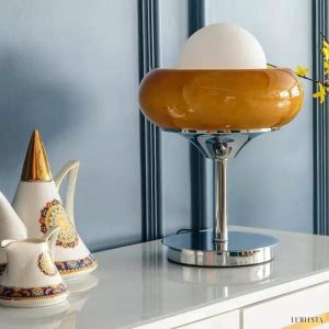 Stylowa lampa stołowa Bauhaus Egg Tart w minimalistycznym wzornictwie