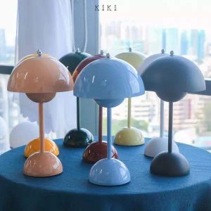 Stylowa Lampka Stołowa Bloom L9 z Dimmowaniem