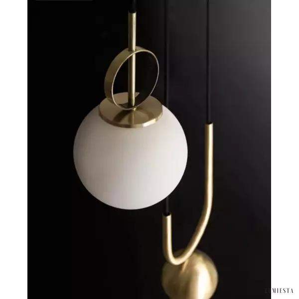 Nowoczesna lampa wisząca w kształcie koła mosiężna i szklana
