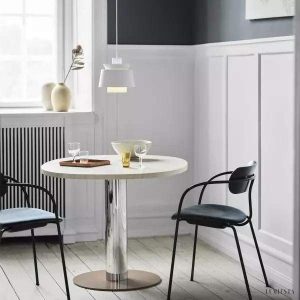 Lampy wiszące Uti w stylu retro z metalowymi kloszami