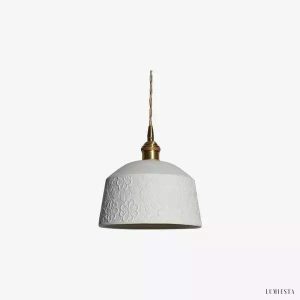 Ceramiczna lampa wisząca z kwiatowym wzorem do wnętrz