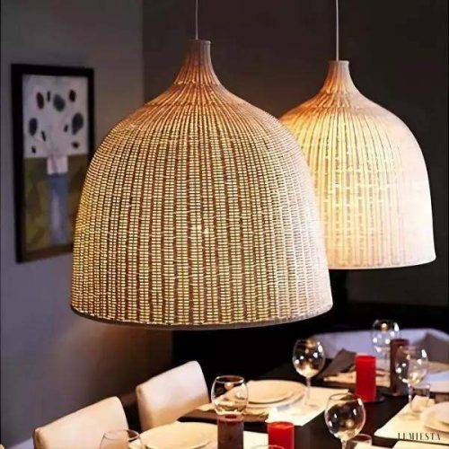 Lampa wisząca rattanowa w kształcie dzwonu naturalna dekoracja