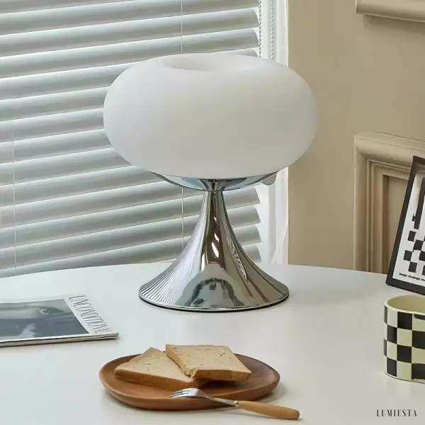 Lampa nocna Apple Glass w stylu Bauhaus z okrągłym kloszem