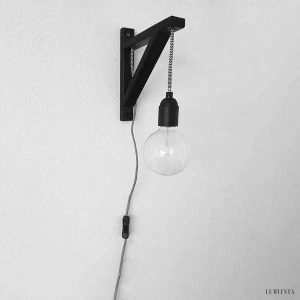 Nowoczesna lampa ścienna Fix z drewna w stylu skandynawskim