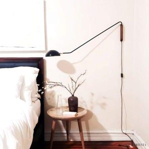 Lampa ścienna Swing Dome w nowoczesnym stylu minimalistycznym