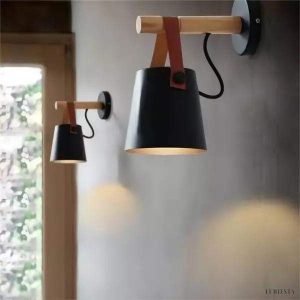 Lampa ścienna LED w skandynawskim stylu z drewnianym wykończeniem