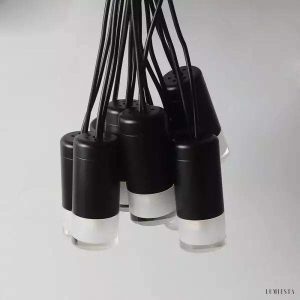 Lampa wisząca Linx z metalowymi detalami personalizowana