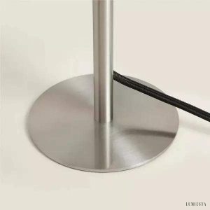 Stylowa minimalistyczna lampa stołowa w różnych kolorach