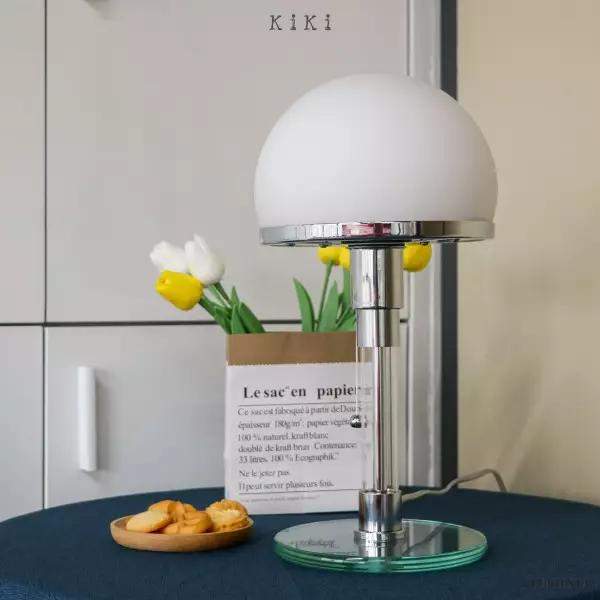 Lampa stołowa Bauhaus Wagenfeld z szklanym kloszem