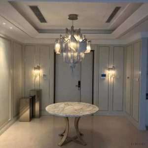 Lampa wisząca Stream z metalowych łańcuchów niklowana 60cm