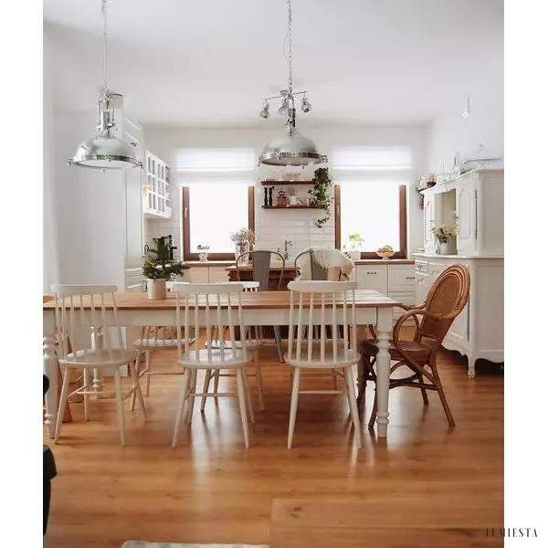 Metalowa lampa wisząca industrialna w stylu country